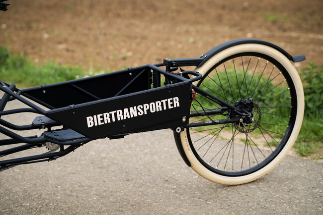Biertransporter hinten, ausgeklappt