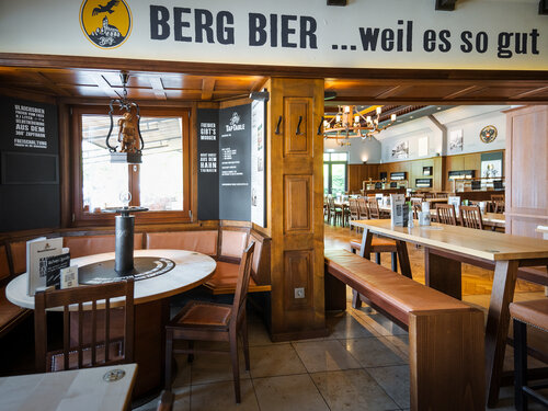 Berg BrauereiWirtschaft Sitzplätze